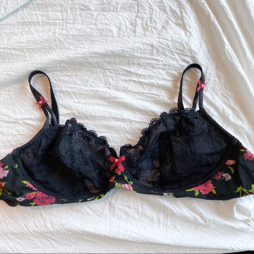 Victoria’s Secret bralette
